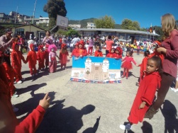 3.12.15 - "Fiestas de Quito" in der Schule